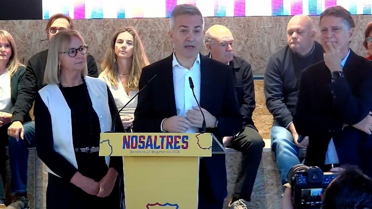 开云app下载-巴萨主席候选人丰特:若我当选,第一件事就是打电话给梅西